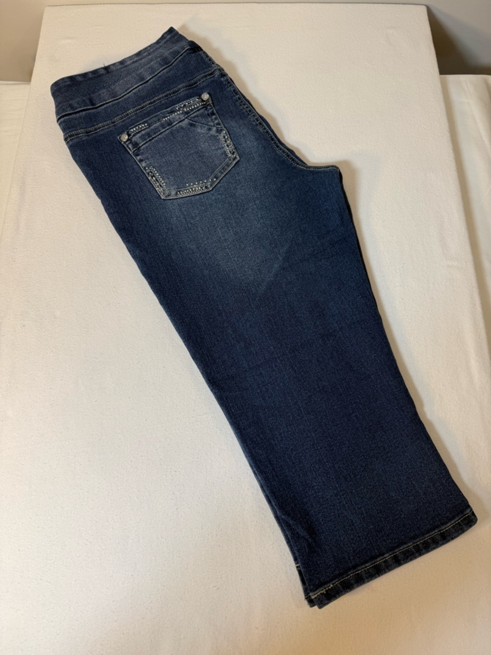 Classic Dark Blue Women's Stretch Jeans Capris 18inch inseam